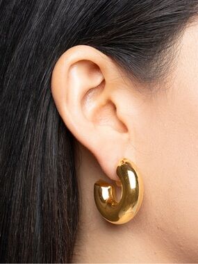 24k Gold Plated Chunky Hoop Earrings NWOT
